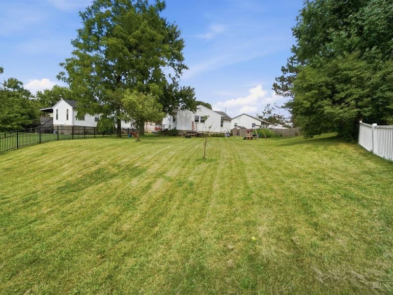 5745 Westgrove Drive, Green Township, OH 45248 Photo 46