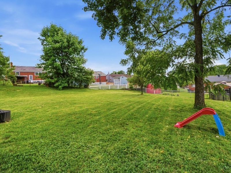 5745 Westgrove Drive, Green Township, OH 45248 Photo 52