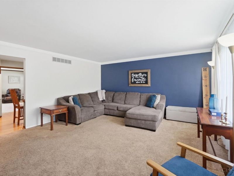 5745 Westgrove Drive, Green Township, OH 45248 Photo 9