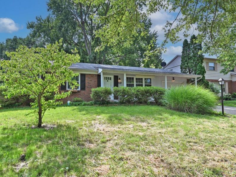 1582 Turquoise Drive, Anderson Twp, OH 45255 Photo 3