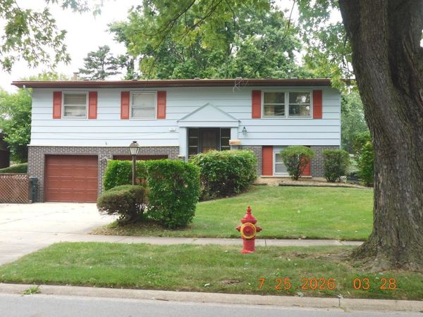 741 W Fitzhenry Court, Glenwood, IL 60425