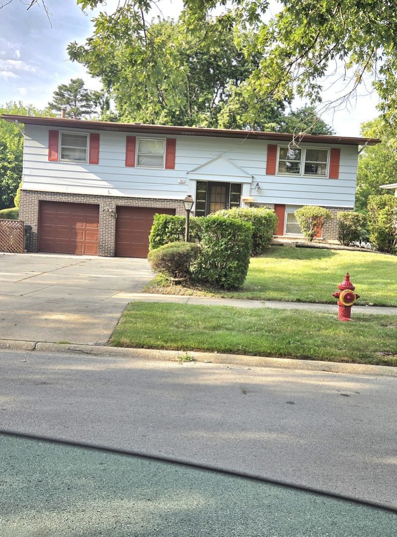 741 W Fitzhenry Court, Glenwood, IL 60425 Main Photo