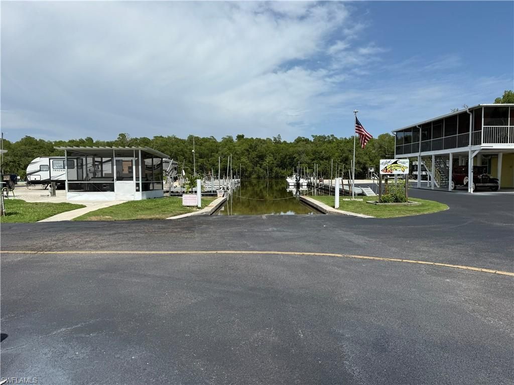 675 Copeland Ave S, Everglades City, FL 34139 Photo