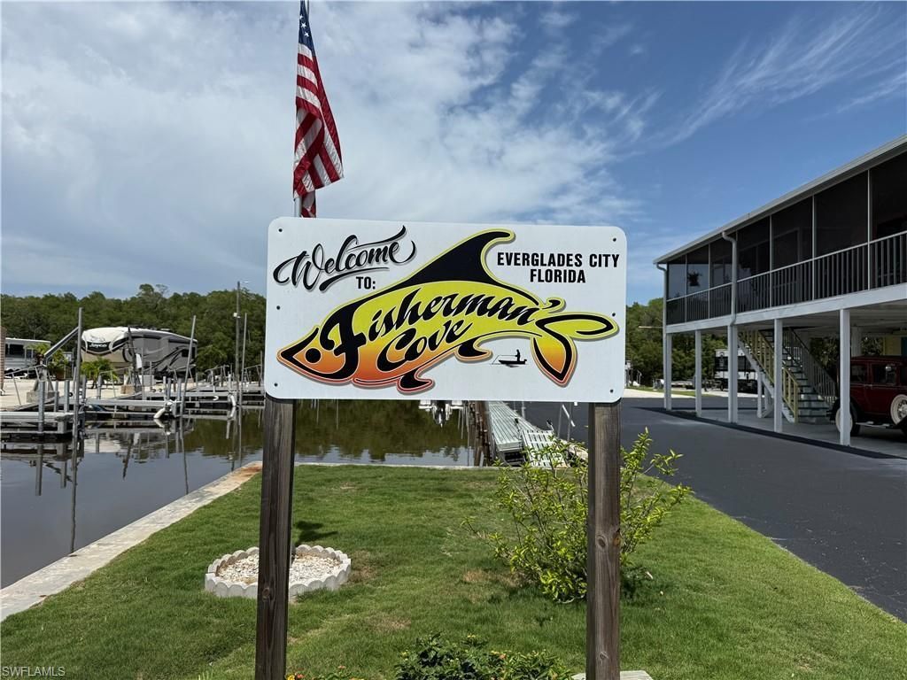 675 Copeland Ave S, Everglades City, FL 34139 Photo