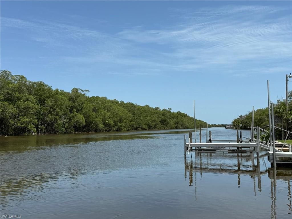 675 Copeland Ave S, Everglades City, FL 34139 Photo