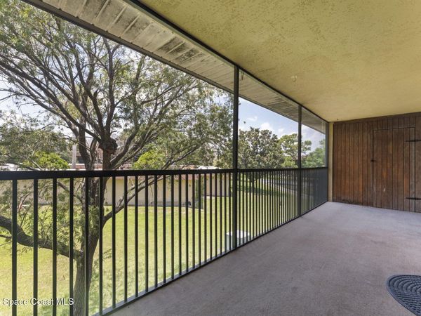205 Palmetto Avenue, Unit 208, Merritt Island, FL 32953