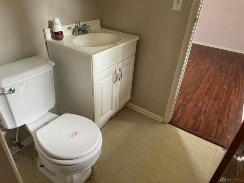 6673 Emerald Avenue, Mad River Township, OH 45323 Photo 8
