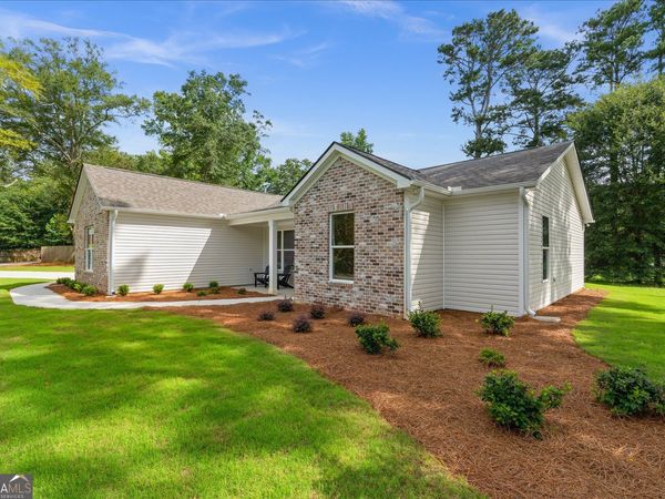 10 Colonial Drive, Carrollton, GA 30117