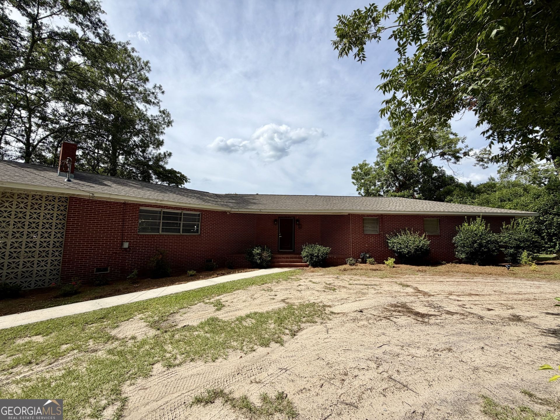 8 Roundtree Street, Statesboro, GA 30458 Main Photo
