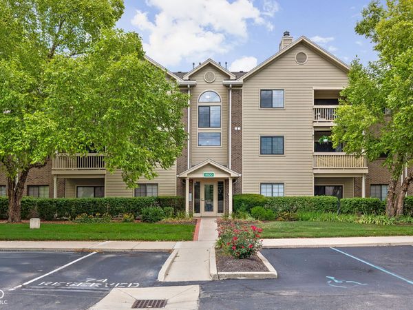 8820 Yardley Court, Unit 104, Indianapolis, IN 46268