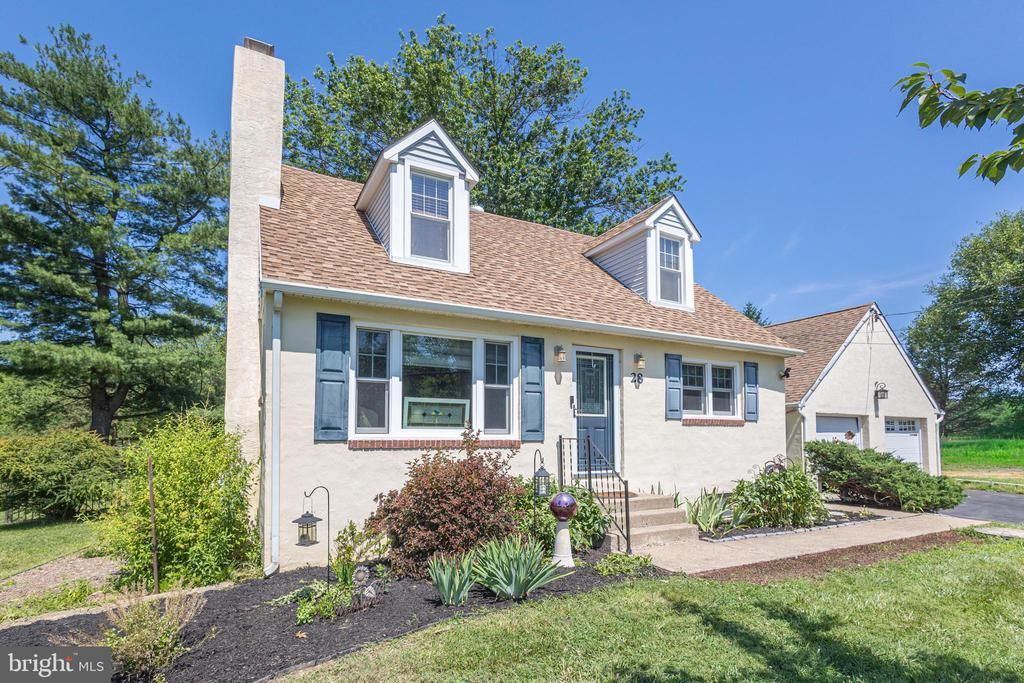 28 TWINING BRIDGE ROAD , NEWTOWN, PA 18940