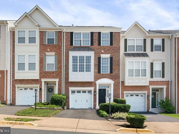 508 LEGRACE TERRACE NE, LEESBURG, VA 20176
