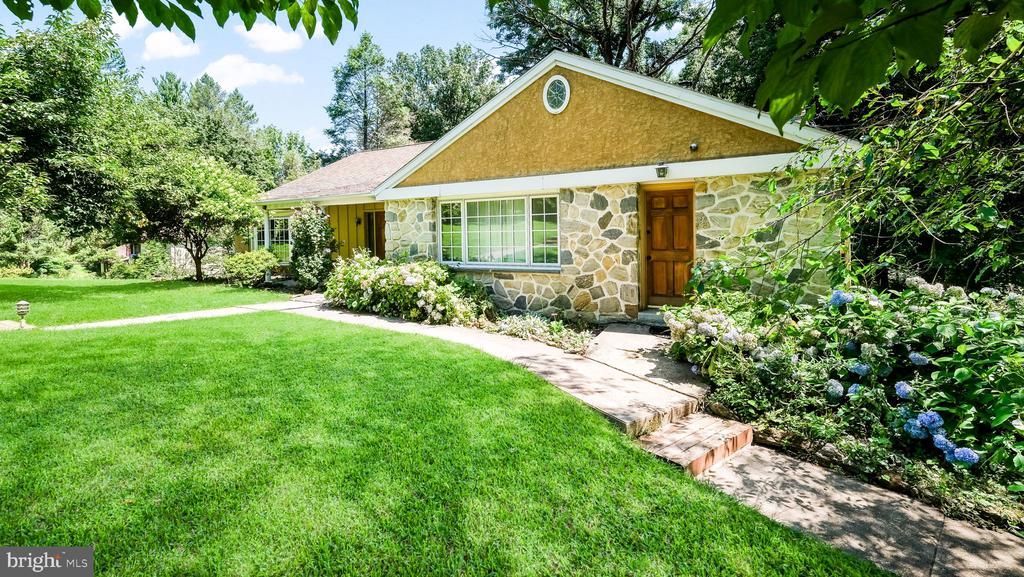 351 HIDDEN RIVER ROAD , PENN VALLEY, PA 19072