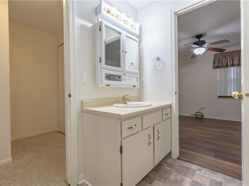 1856 Beechwood Avenue NE, North Canton, OH 44720 Photo 21