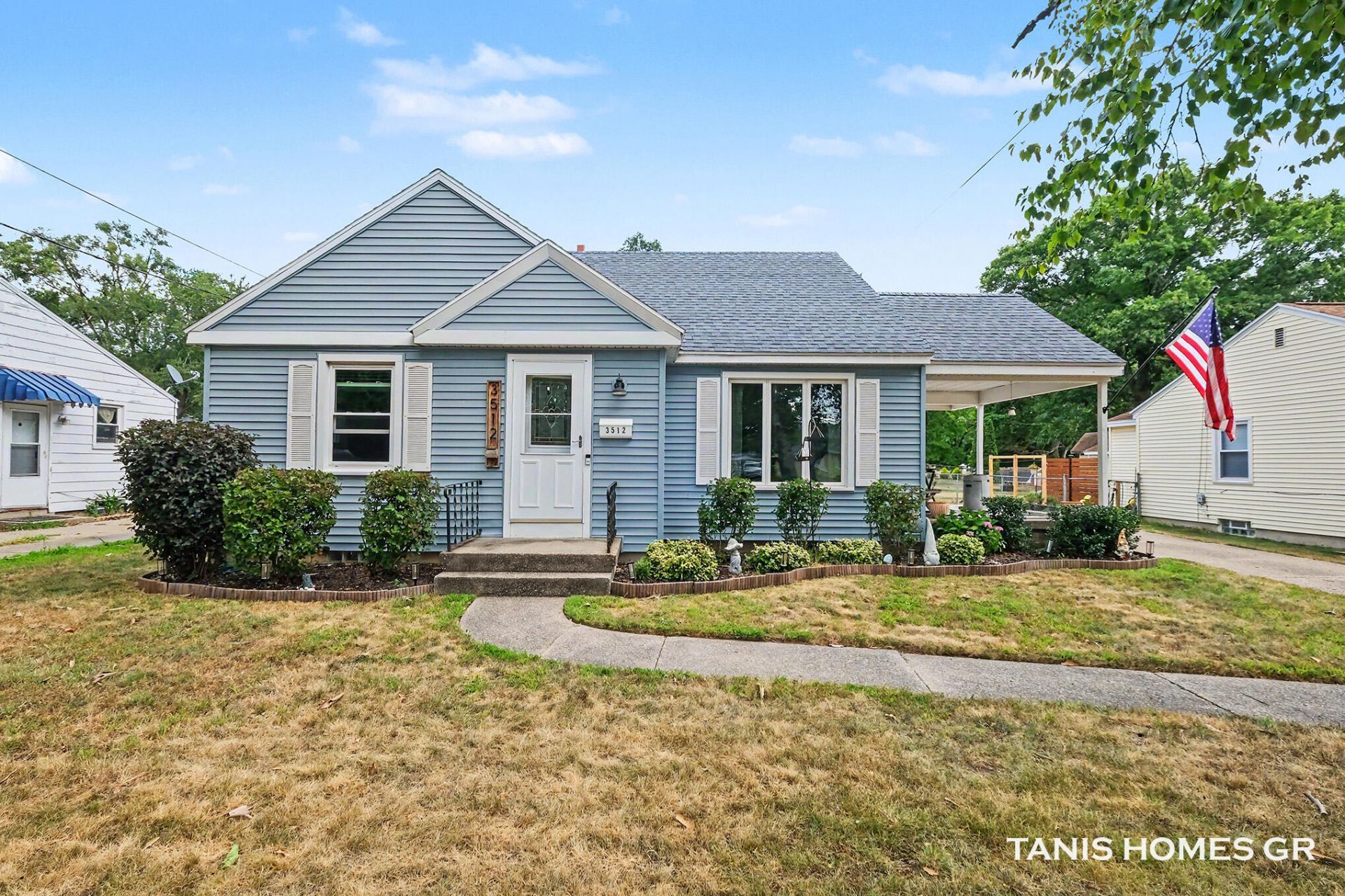 3512 Boone Avenue Sw, Wyoming, MI 49519 Main Photo