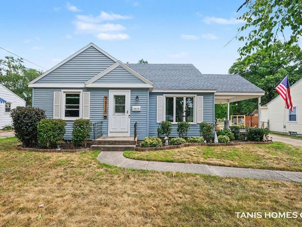 3512 Boone Avenue SW, Wyoming, MI 49519