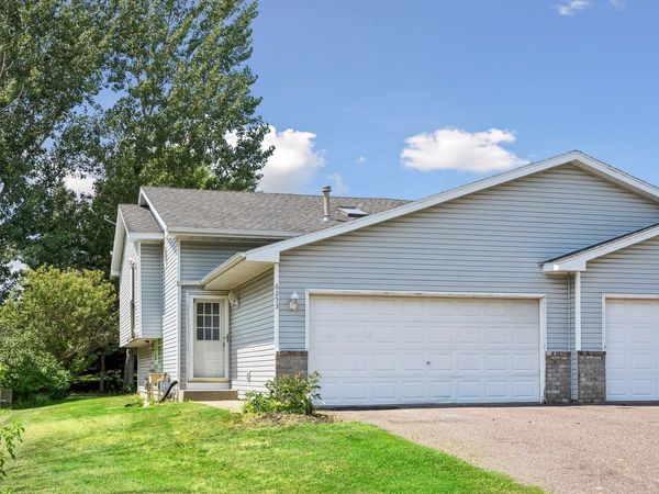 6253 Kahler Drive NE, Albertville, MN 55301