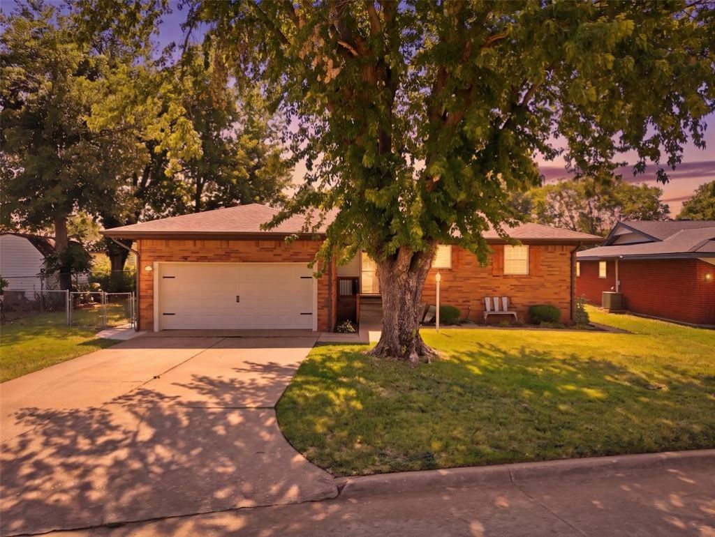 1113 Clearview Drive, Kingfisher, OK 73750 Main Photo
