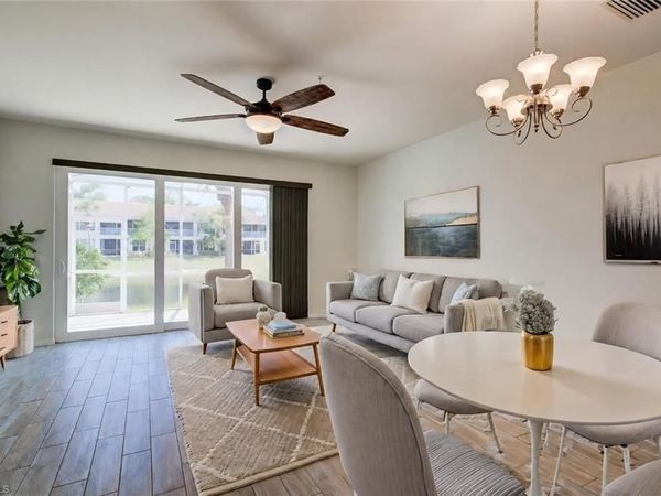 904 Hampton CIR, NAPLES, FL 34105