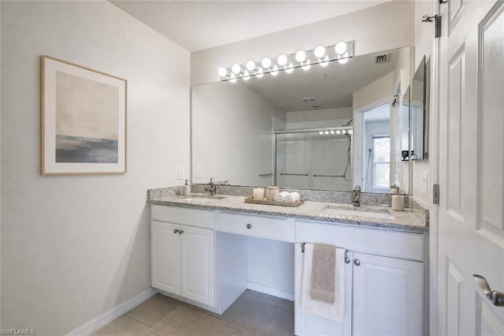 904 Hampton Cir , Unit 94, Naples, FL 34105 Photo