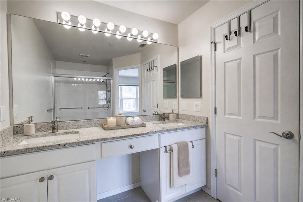 904 Hampton Cir , Unit 94, Naples, FL 34105 Photo