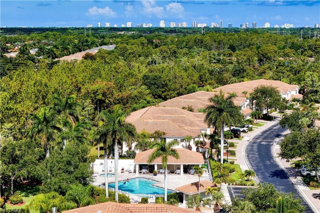904 Hampton Cir , Unit 94, Naples, FL 34105 Photo