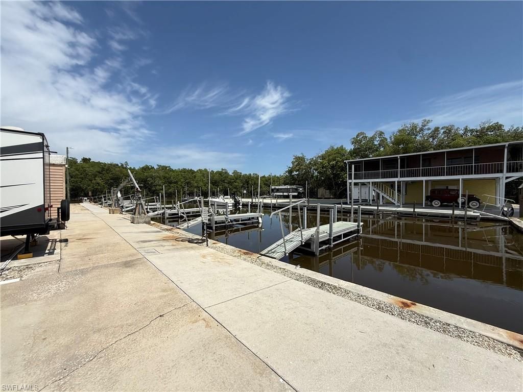 675 Copeland Ave S, Everglades City, FL 34139 Photo