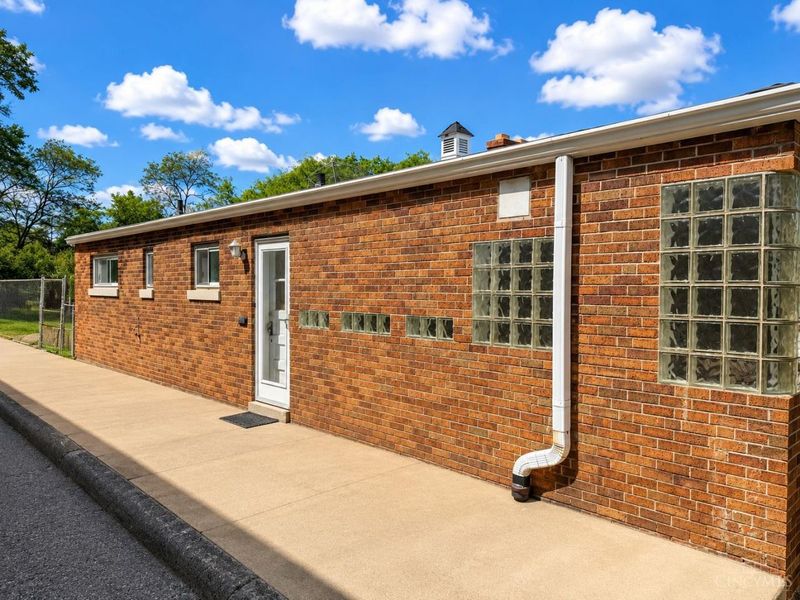 4107 W Eighth Street, Cincinnati, OH 45205 Photo 16