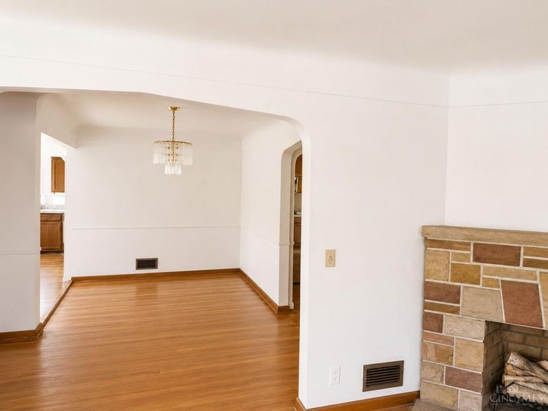 4107 W Eighth Street, Cincinnati, OH 45205 Photo 5