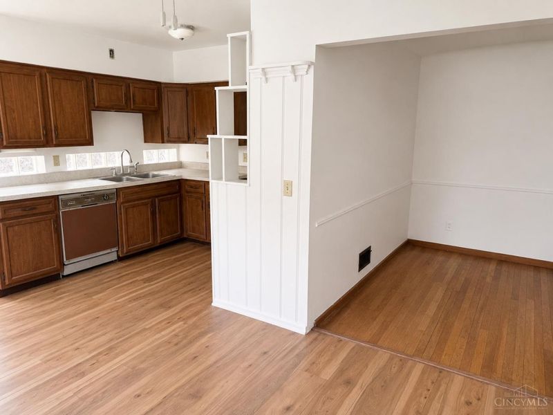 4107 W Eighth Street, Cincinnati, OH 45205 Photo 7