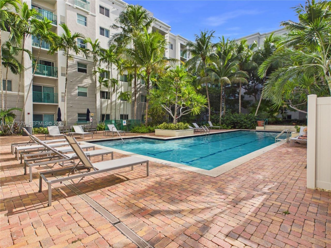 6001 SW 70th St , Unit 535, South Miami, FL 33143 Photo
