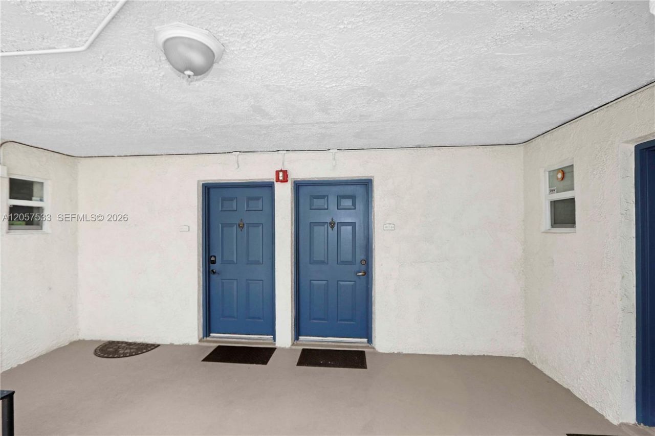 8617 SW 68th Ct , Unit 24, Pinecrest, FL 33156 Photo