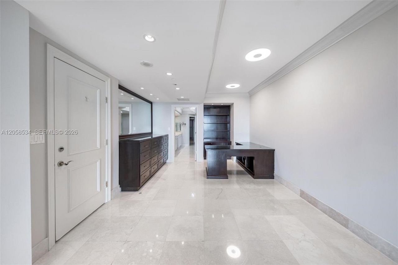 3201 NE 183rd St, Unit 2506, Aventura, FL 33160 Photo