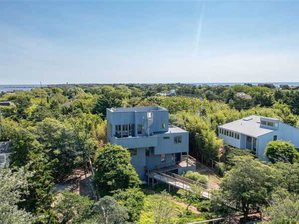 36 Dune Way , Seaview, NY 11770