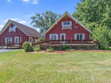 261-63 Oneida River Road , Unit 261, Pennellville, NY 13132