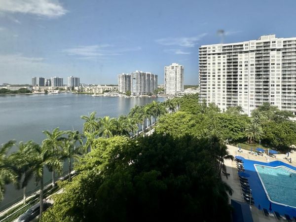 2851 NE 183RD Street, Unit 914E, Aventura, FL 33160