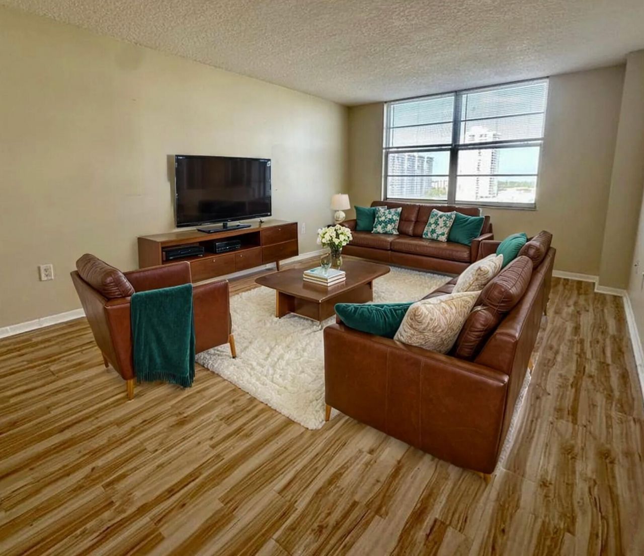 2851 NE 183rd Street, Unit 914E, Aventura, FL 33160 Photo