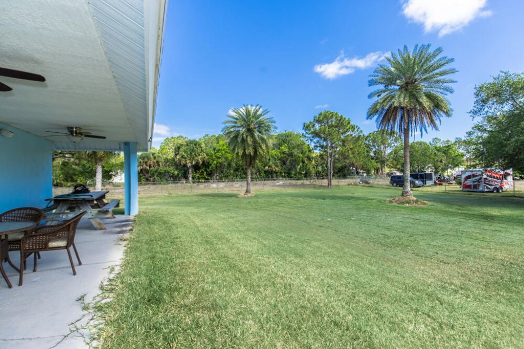 15288 76th Road N, The Acreage, FL 33470 Photo
