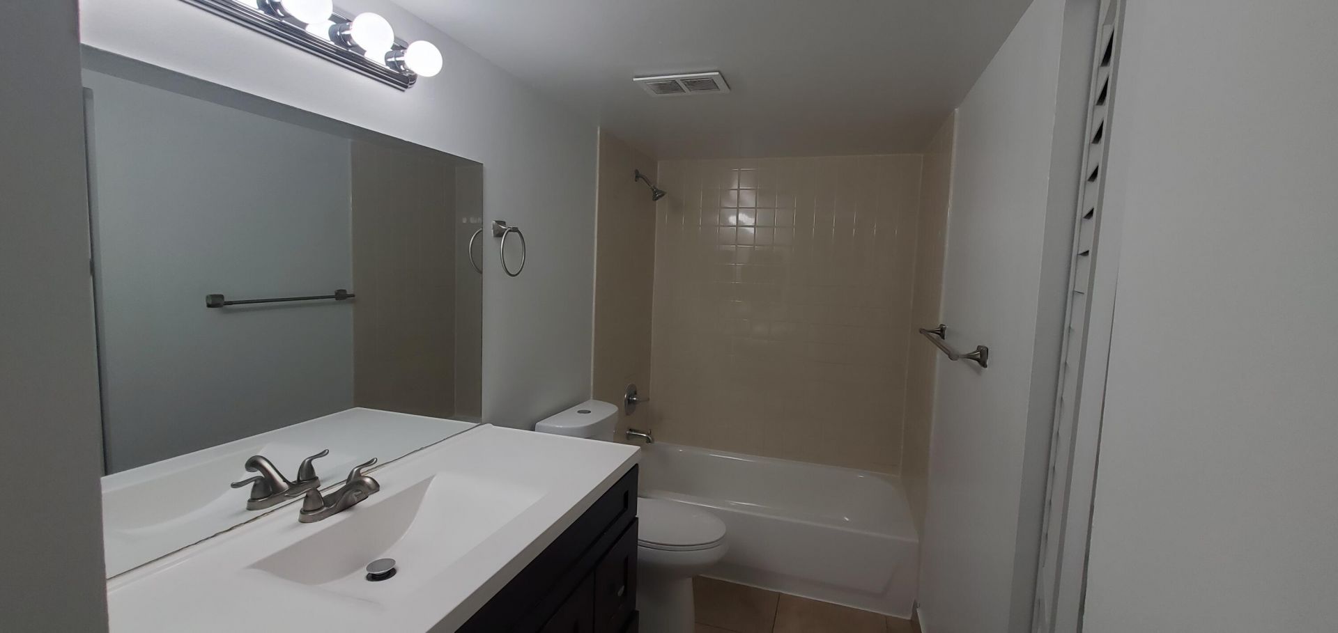 8851 Wiles Road, Unit 201, Coral Springs, FL 33067 Photo