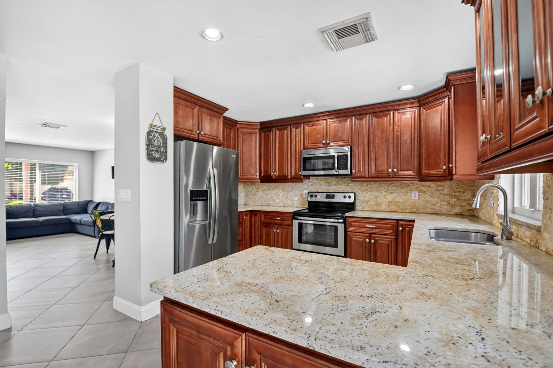6233 Willoughby Circle, Lake Worth, FL 33463 Photo