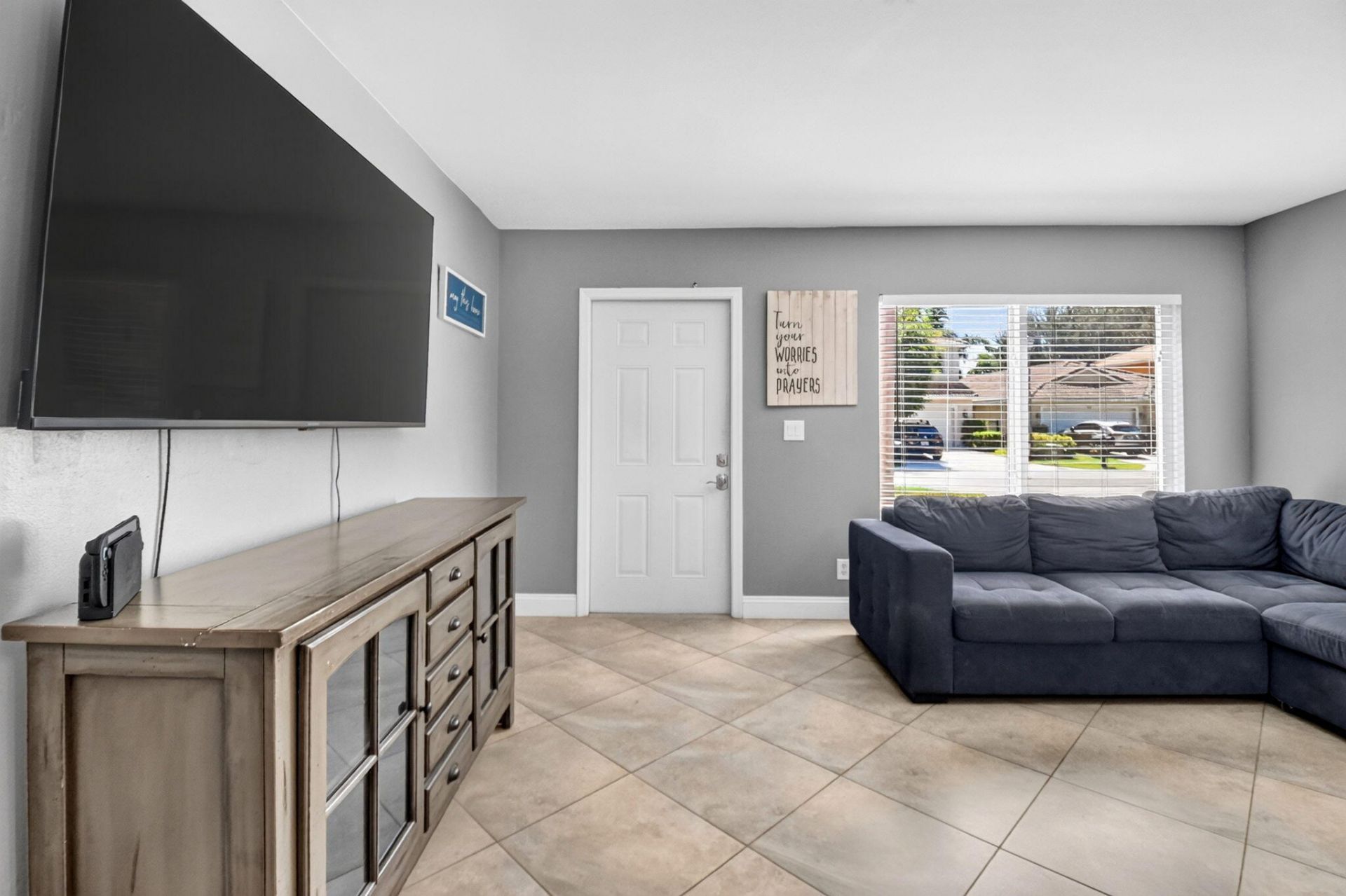 6233 Willoughby Circle, Lake Worth, FL 33463 Photo