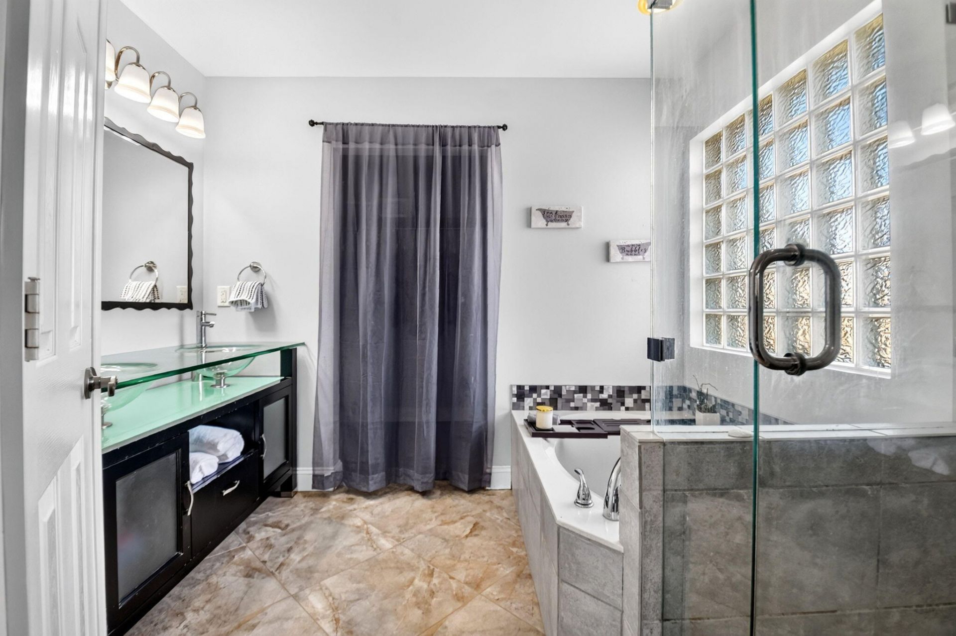 6233 Willoughby Circle, Lake Worth, FL 33463 Photo