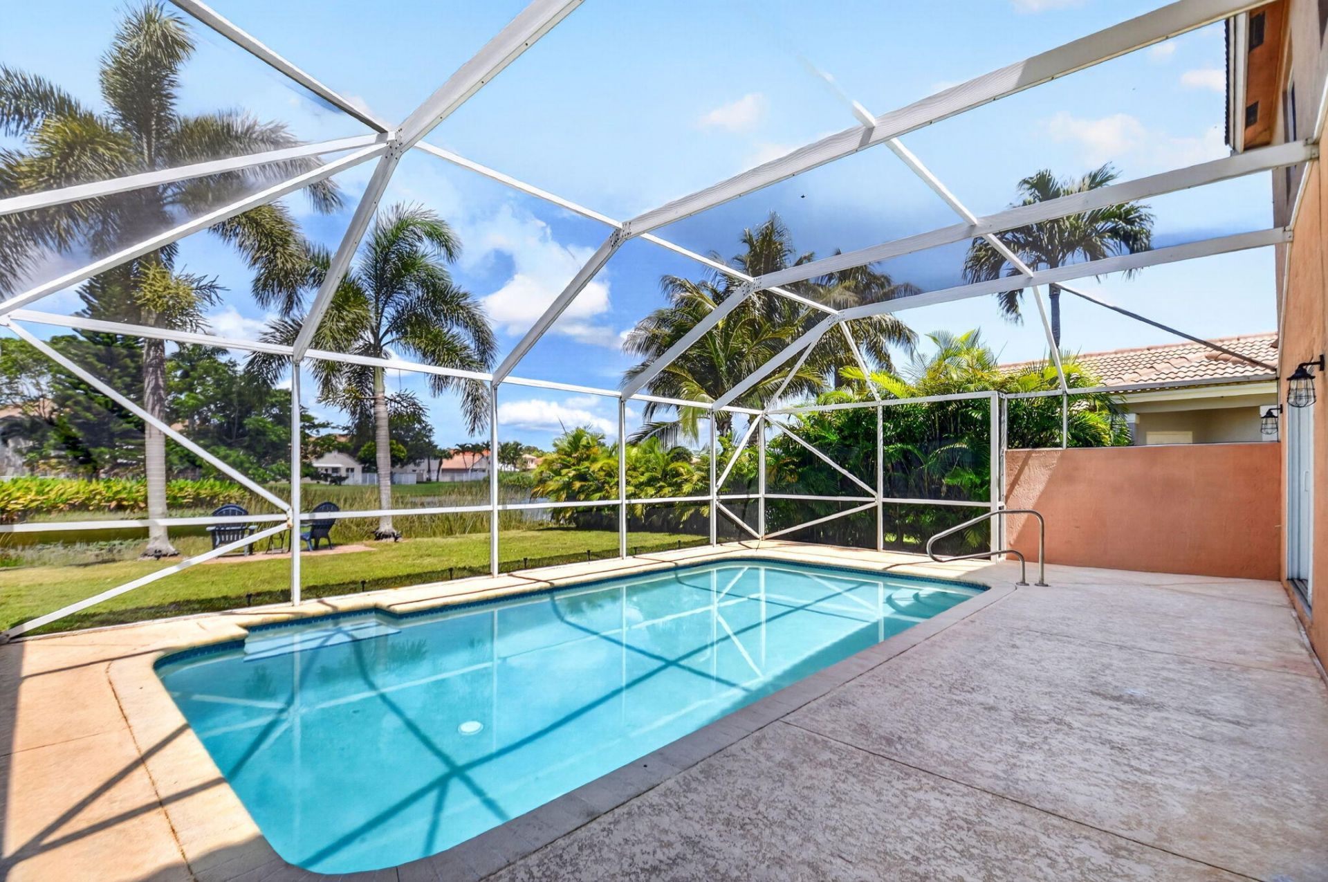 6233 Willoughby Circle, Lake Worth, FL 33463 Photo