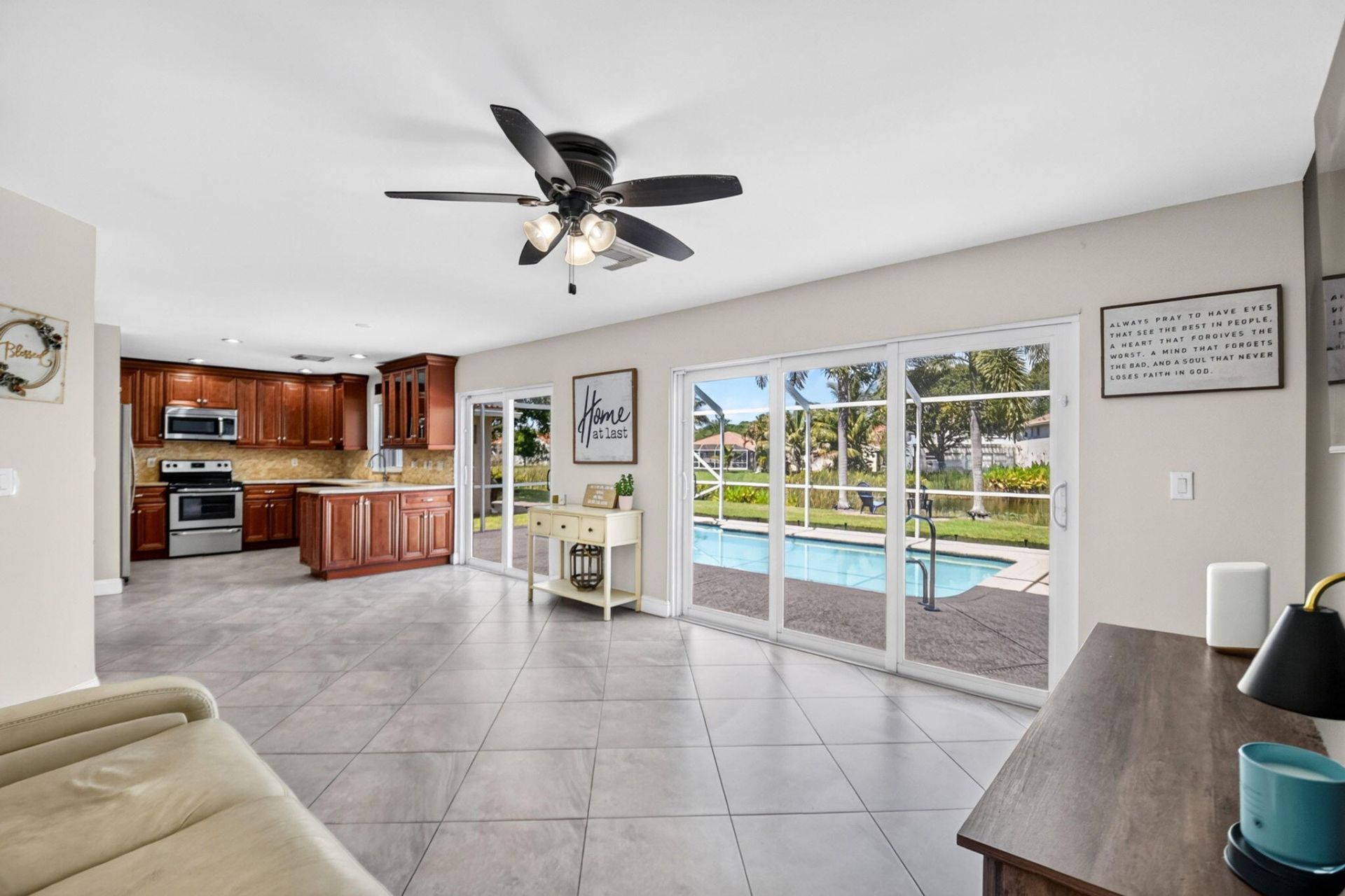 6233 Willoughby Circle, Lake Worth, FL 33463 Photo