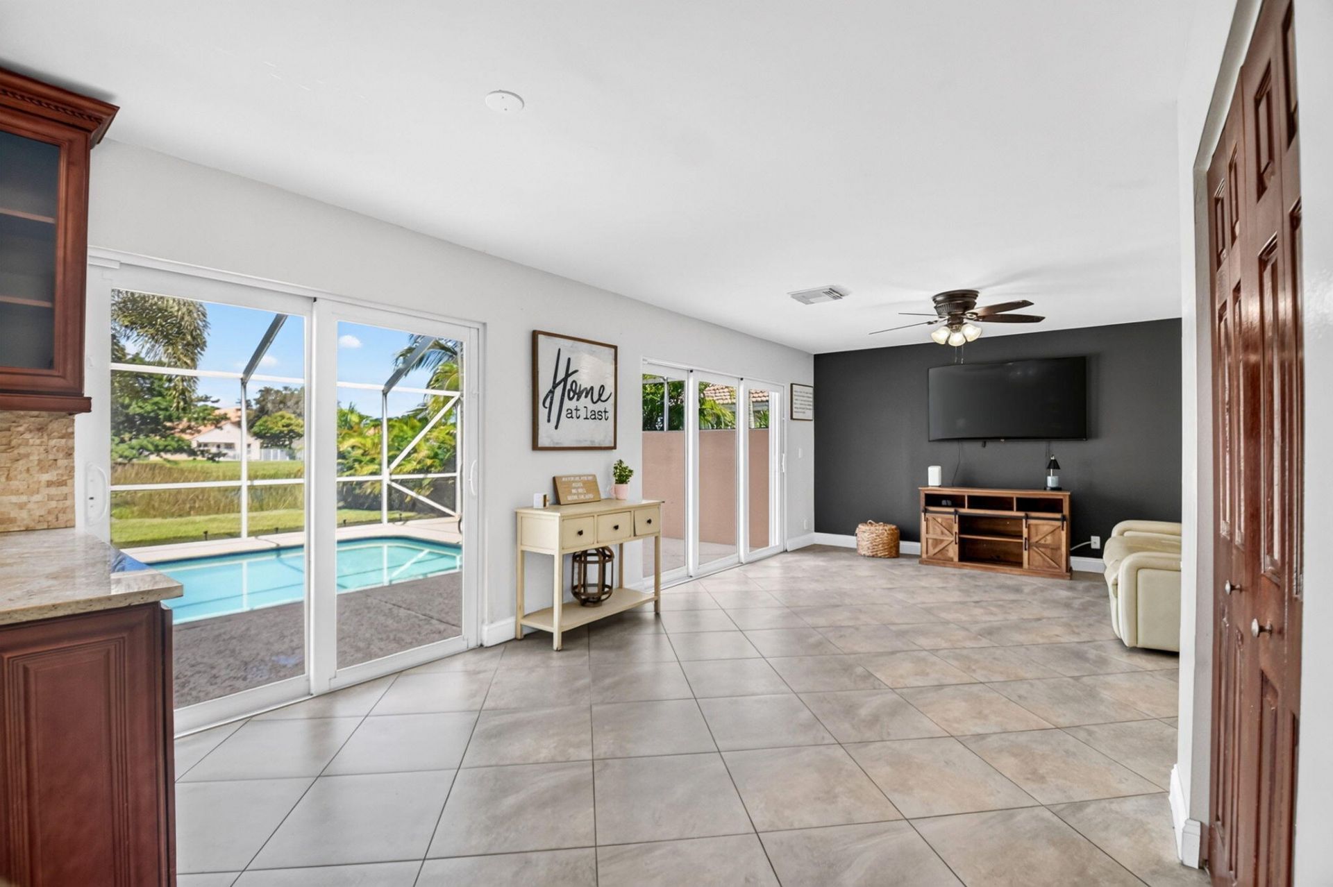 6233 Willoughby Circle, Lake Worth, FL 33463 Photo