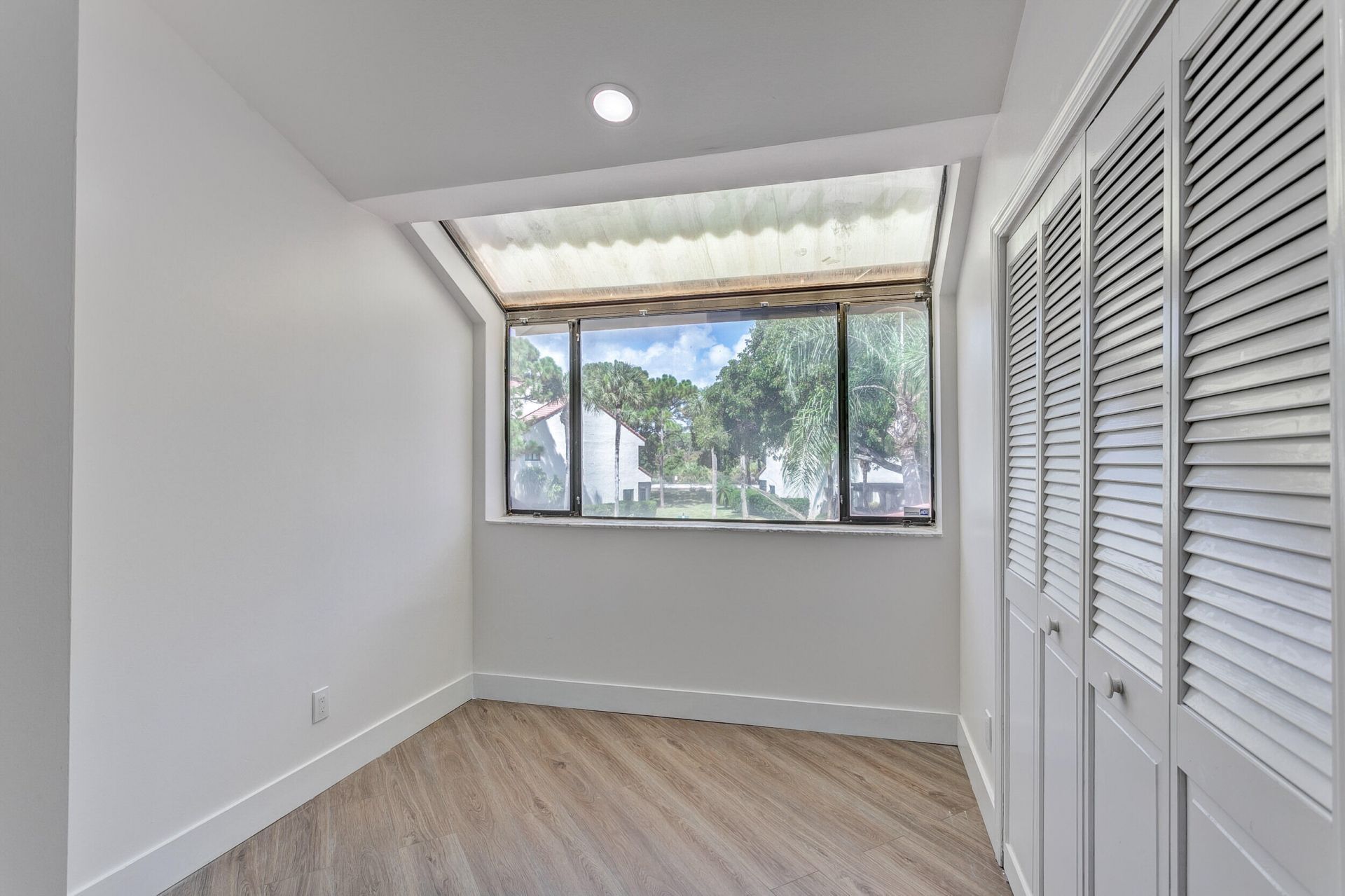 205 Sea Oats Drive, Unit E, Juno Beach, FL 33408 Photo