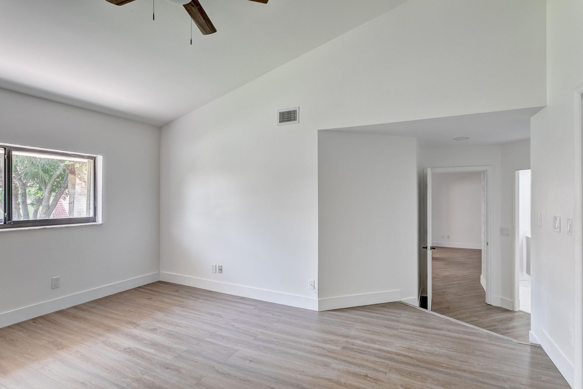 205 Sea Oats Drive, Unit E, Juno Beach, FL 33408 Photo