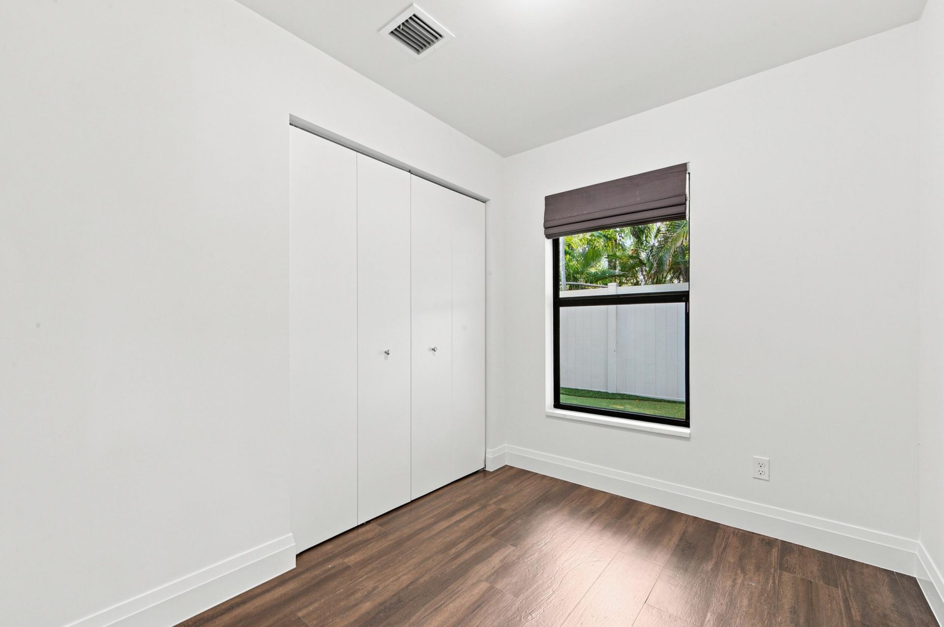 1619 Bayview Drive, Fort Lauderdale, FL 33305 Photo