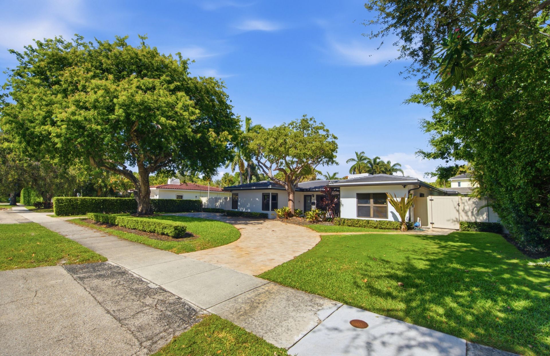1619 Bayview Drive, Fort Lauderdale, FL 33305 Photo