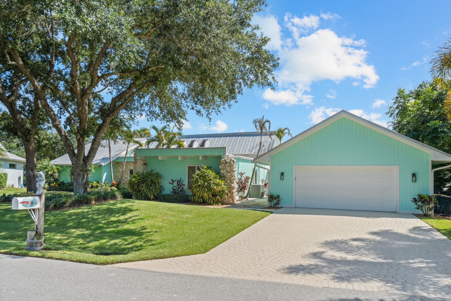 220 SW Willow Lake Trail, Stuart, FL 34997 Photo